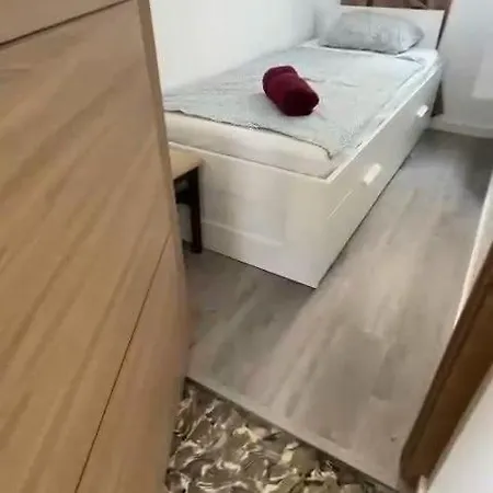 Cerca De La Playa *
